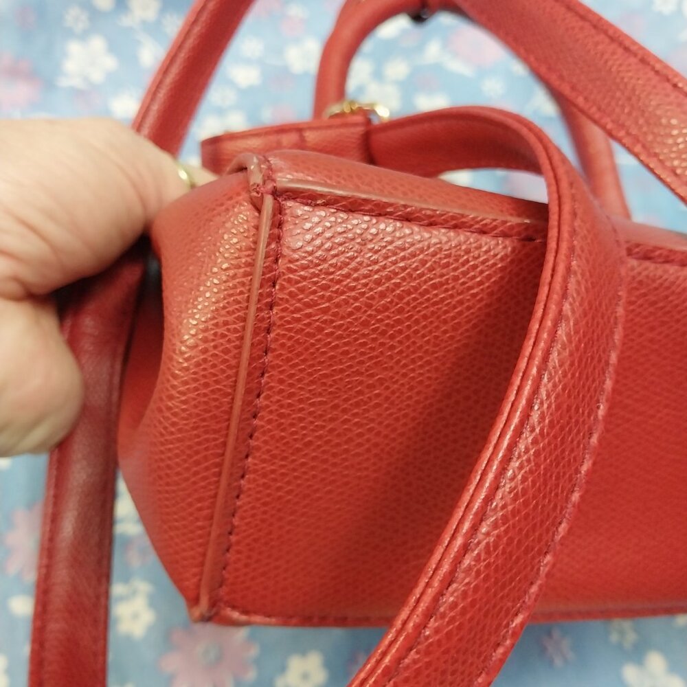 3254 Small Be Be Handbag Cross Body Purse in Red. In Excellent Condition. - Picture 15 of 15